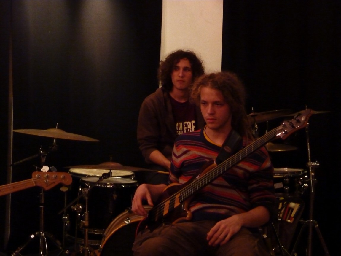 n_20101012_2117510_limmitationes.jpg