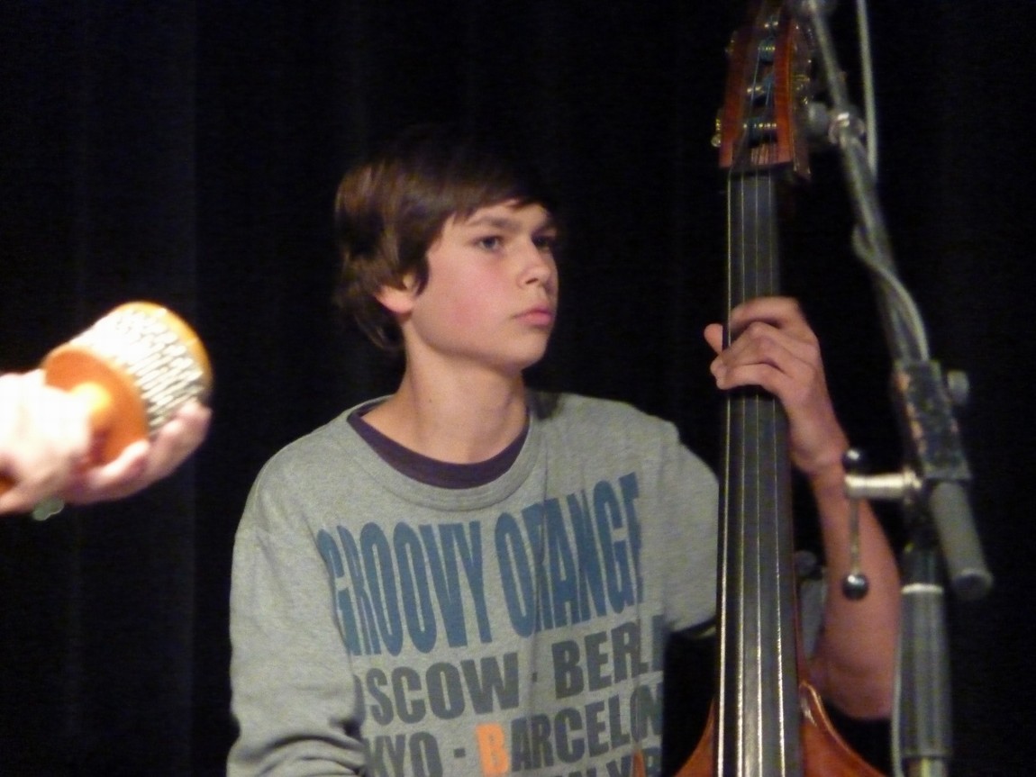 n_20101015_2048100_limmitationes.jpg