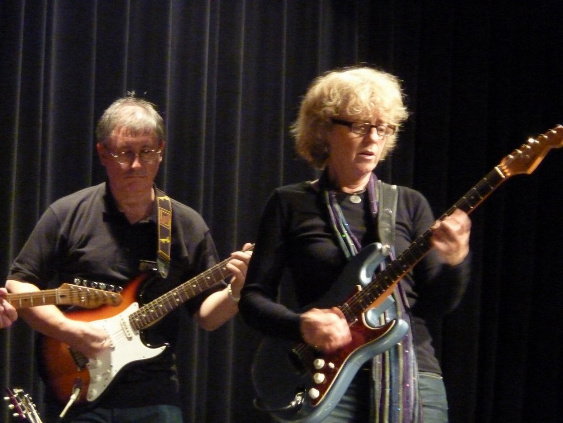 n_20101015_2137290_limmitationes.jpg