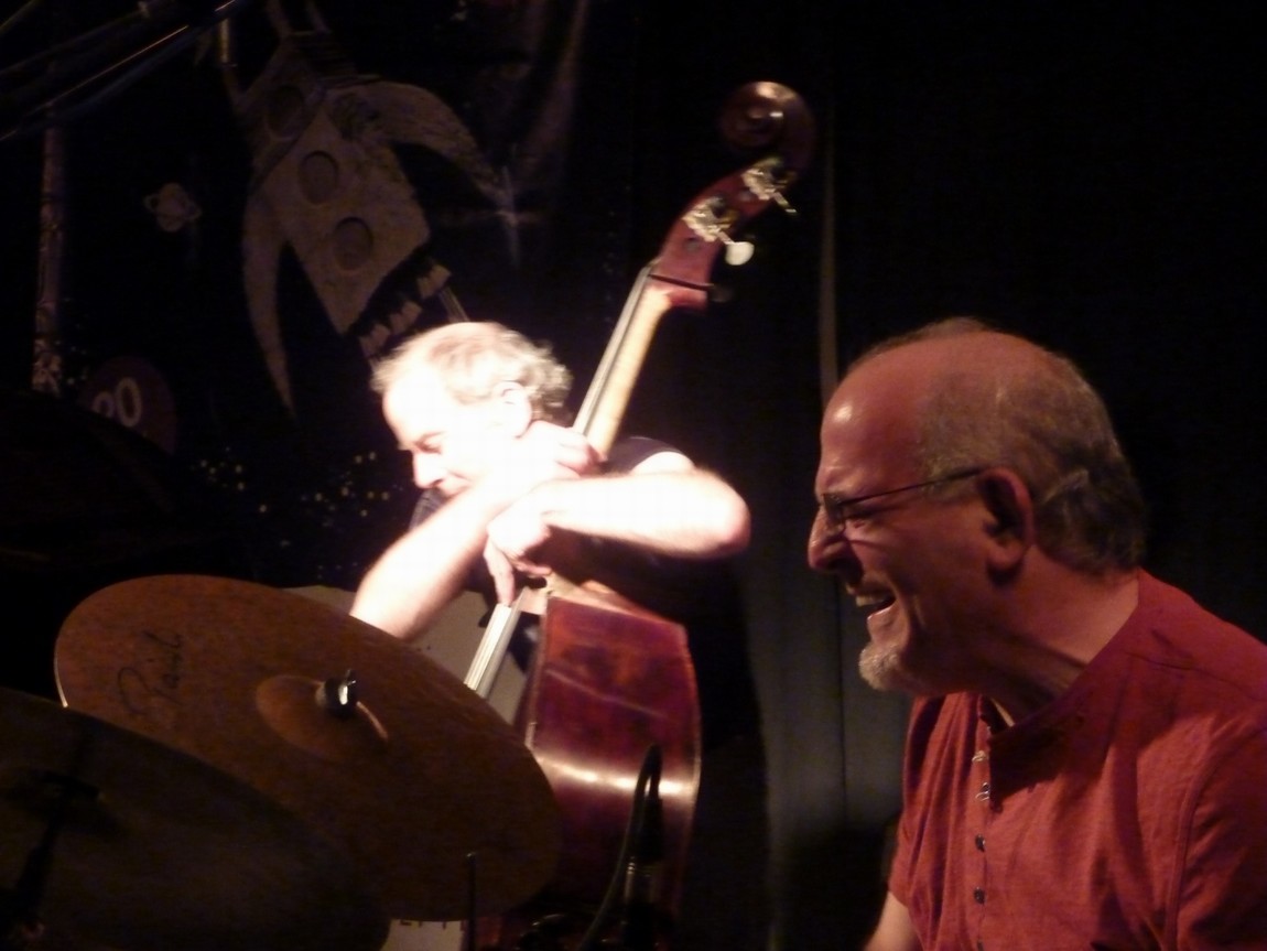 n_20100514_2114550_limmitationes.jpg