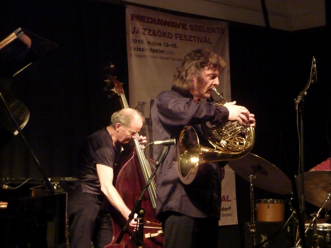 n_20100514_2251370_limmitationes.jpg