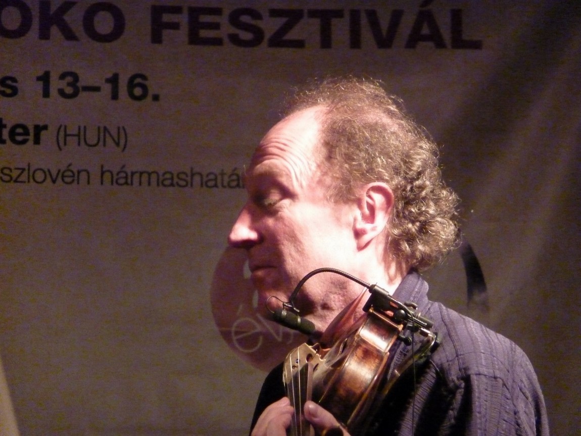 n_20100515_2252250_limmitationes.jpg