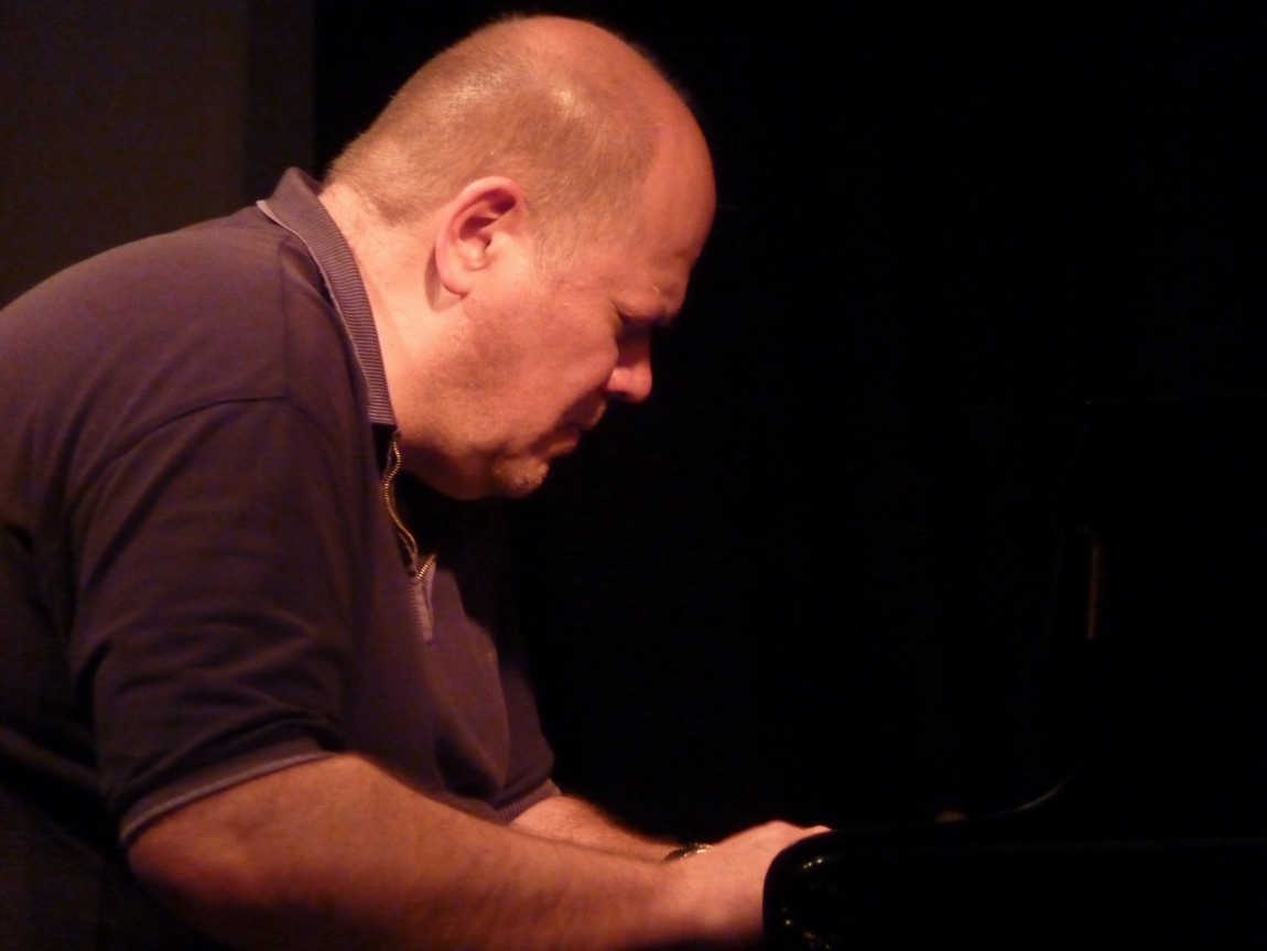 n_20100515_2255460_limmitationes.jpg