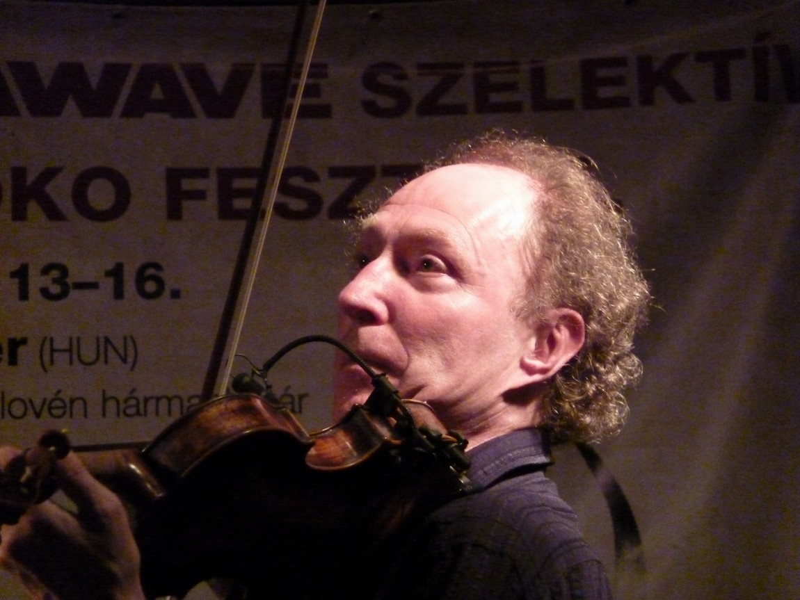 n_20100515_2255540_limmitationes.jpg