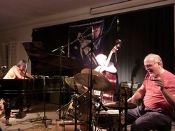 20100514_2114120_limmitationes.jpg