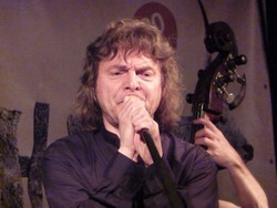 20100514_2257210_limmitationes.jpg