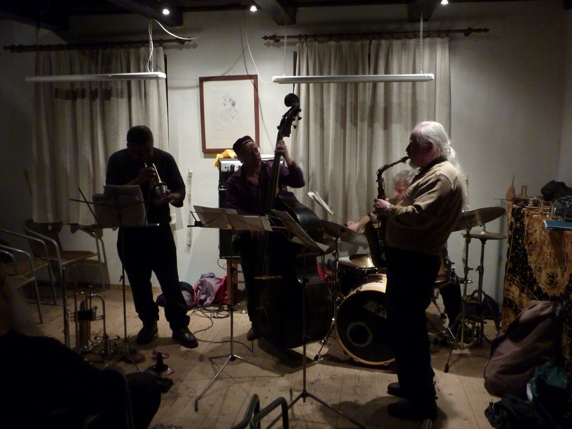 n_20110128_0003580_thenuband_by_oswald_schechtner.jpg