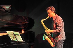 20110311_2326100_by_Attila_Simon.jpg