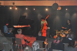 20110417_2114420_by_Attila_Simon.jpg