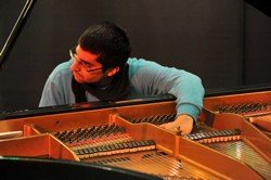 20110417_2115340_by_Attila_Simon.jpg
