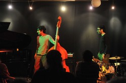 20110417_2117200_by_Attila_Simon.jpg